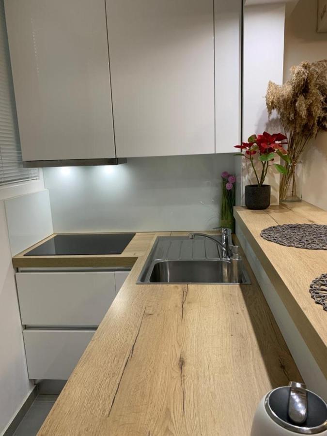 Mm Split Apartment - 5 Min By Car To The Beach & City Center - Free Public Parking Extérieur photo