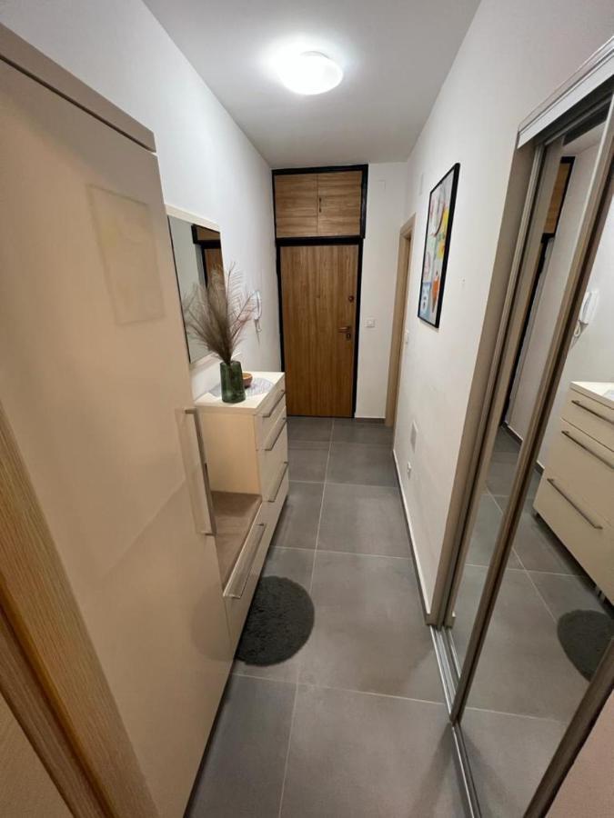 Mm Split Apartment - 5 Min By Car To The Beach & City Center - Free Public Parking Extérieur photo