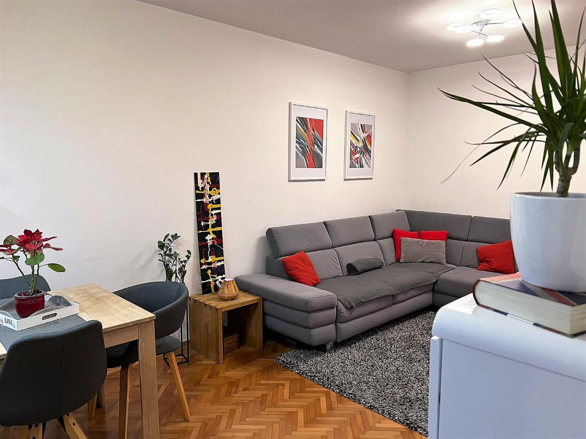 Mm Split Apartment - 5 Min By Car To The Beach & City Center - Free Public Parking Extérieur photo