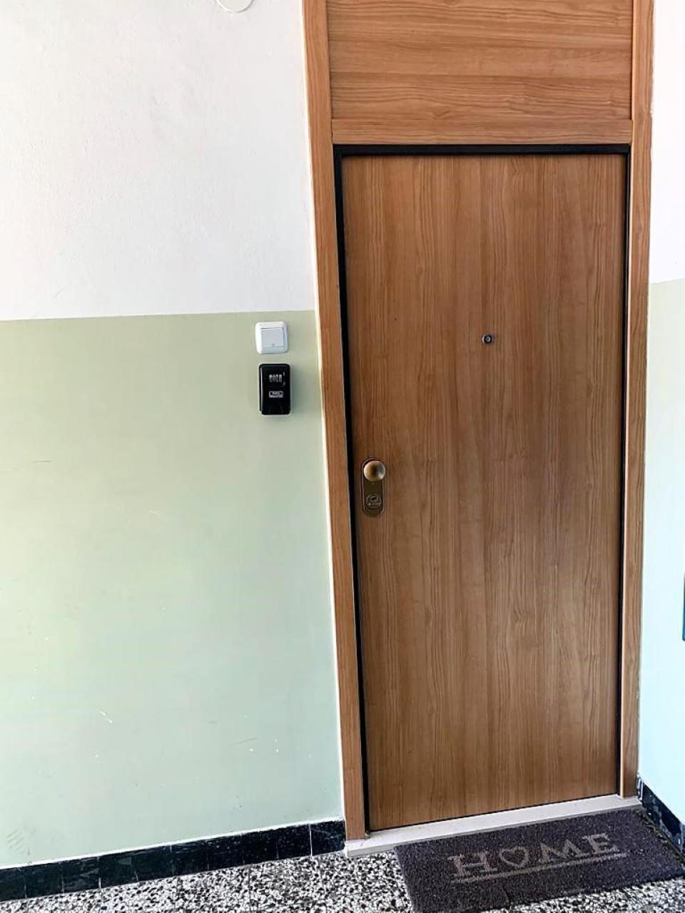 Mm Split Apartment - 5 Min By Car To The Beach & City Center - Free Public Parking Extérieur photo